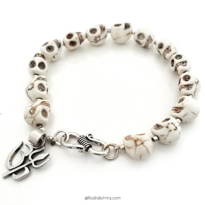 Narmund Bracelet / Skull Bracelet with Silver Om Pendant and Silver accessories | Brown Eyes Mund Beads Silver Bracelet