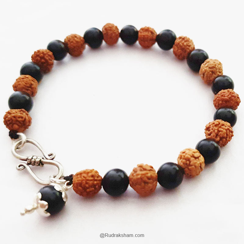 7 ( Seven / Saat ) Mukhi Rudraksha Beads With Smooth Round Black Agate ( Kali Hakik ) Beads Bracelet and Agate Bead silver Pendant