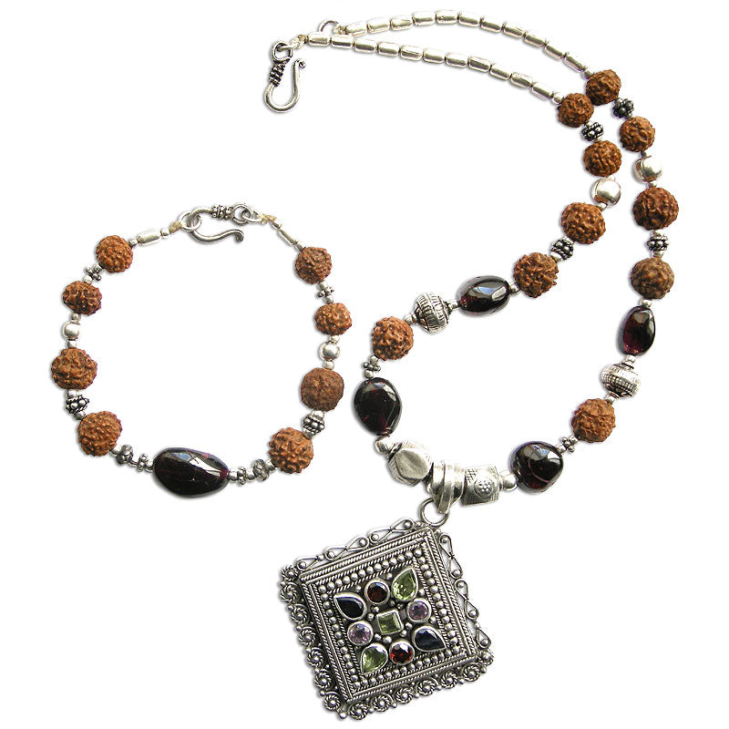  Multistone Jewelry Set