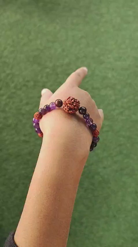The Saraswati Viveka Bracelet: 4 Mukhi, Amethyst & Red Sandalwood for Mental Clarity