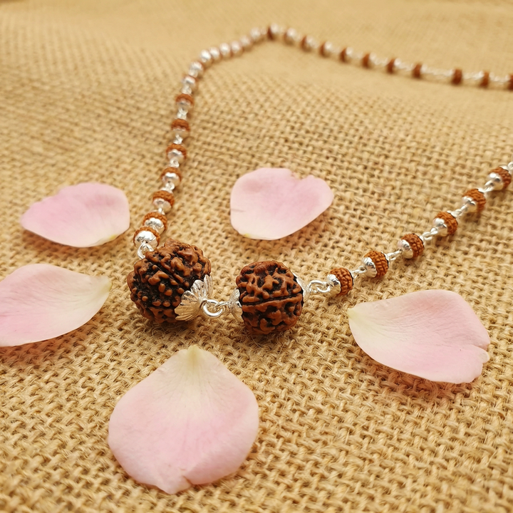 Gemini (Mithun) Business & Communication Bundle - 4 & 6 Mukhi Rudraksha Medium Rudraksha Mala