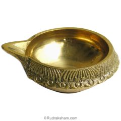 Brass Deepak Small / Diya Oil Lamp, Small Brass Diya for Pooja