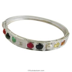 Silver Navratna Bracelet | Rudraksha Navgrah Stone Bracelet, Ruby, Pearl, Coral, Emerald, Golden Topaz, Diamond, Blue Sapphire, Gomed & Cat's Eye | 9 Gemstone Bracelet 